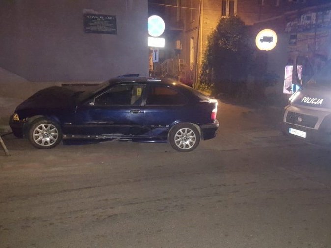 Pijany kierowca wjechał w budynek Muzeum Regionalnego w Jaśle