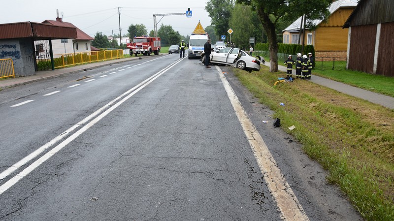 Tragiczny wypadek w Moderówce. Nie żyje młody kierowca