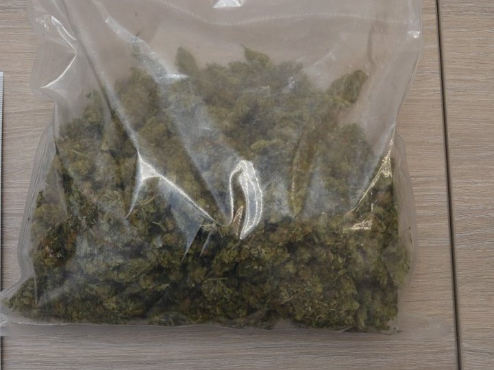 2,5 kg marihuany znalezione w samochodzie 32-latka
