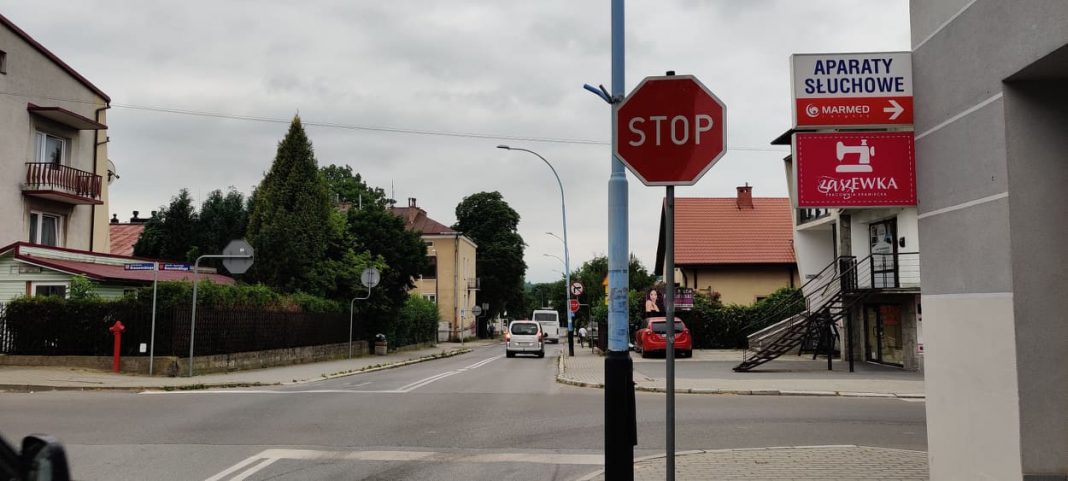 Zmiana organizacji ruchu w ciągu skrzyżowań ulic Szopena i Ujejskiego oraz Szopena i Kraszewskiego