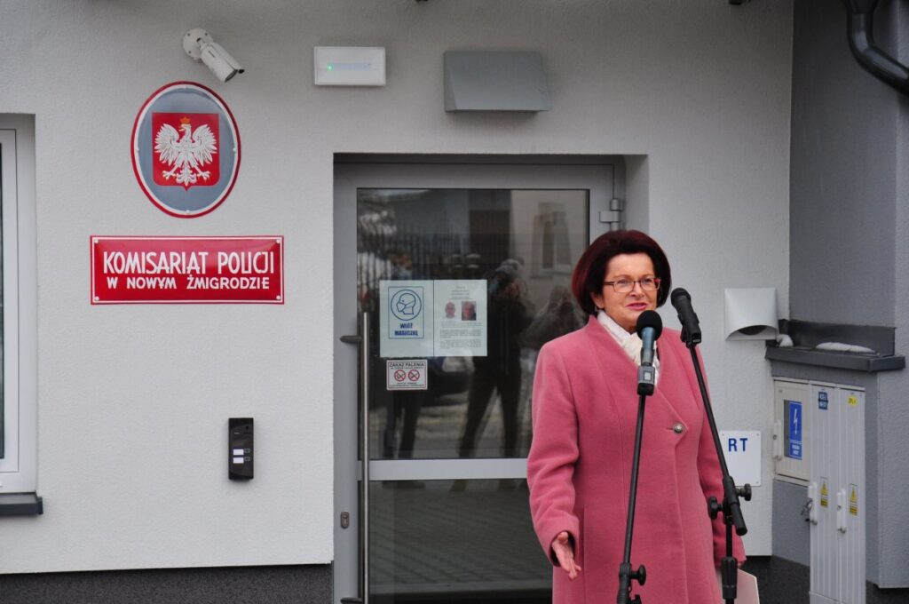 Maria Kurowska - uroczyste otwarcie zmodernizowanego komisariatu policji w Nowym Żmigrodzie