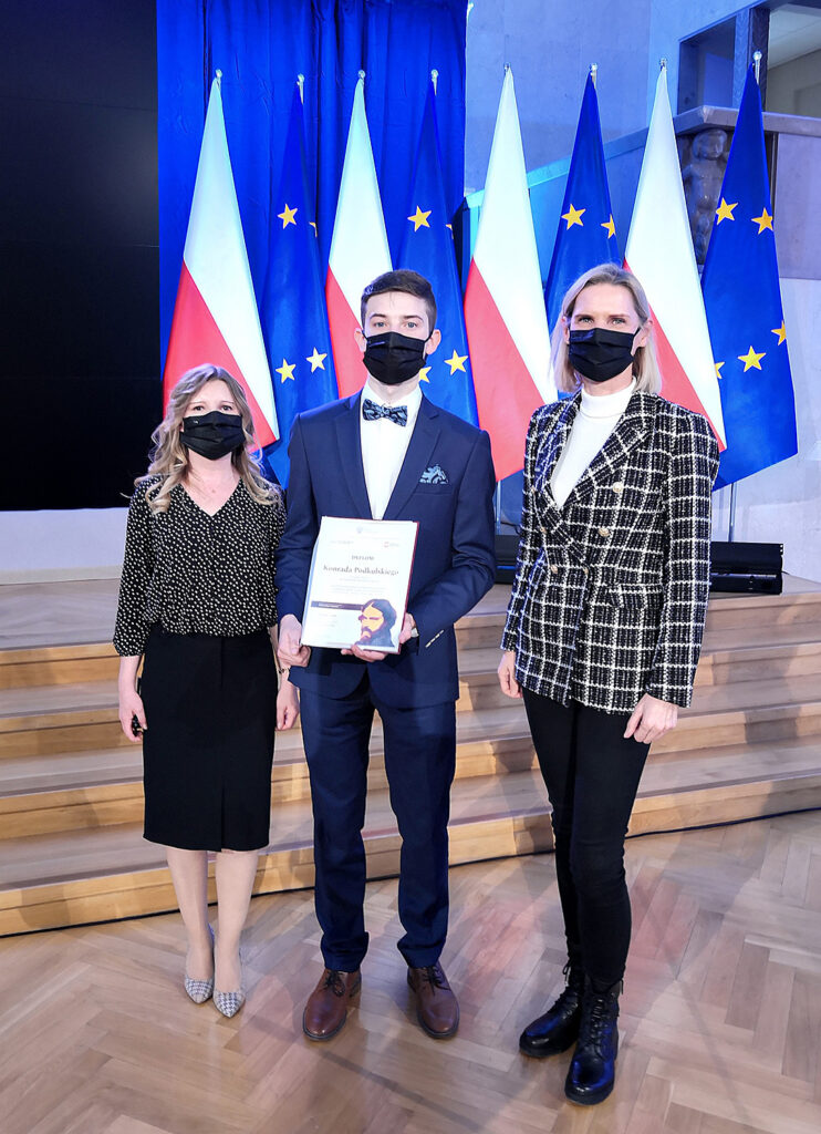 Uczeń Zespołu Szkół nr 3 w Jaśle otrzymał nagrodę z rąk ministra Czarnka