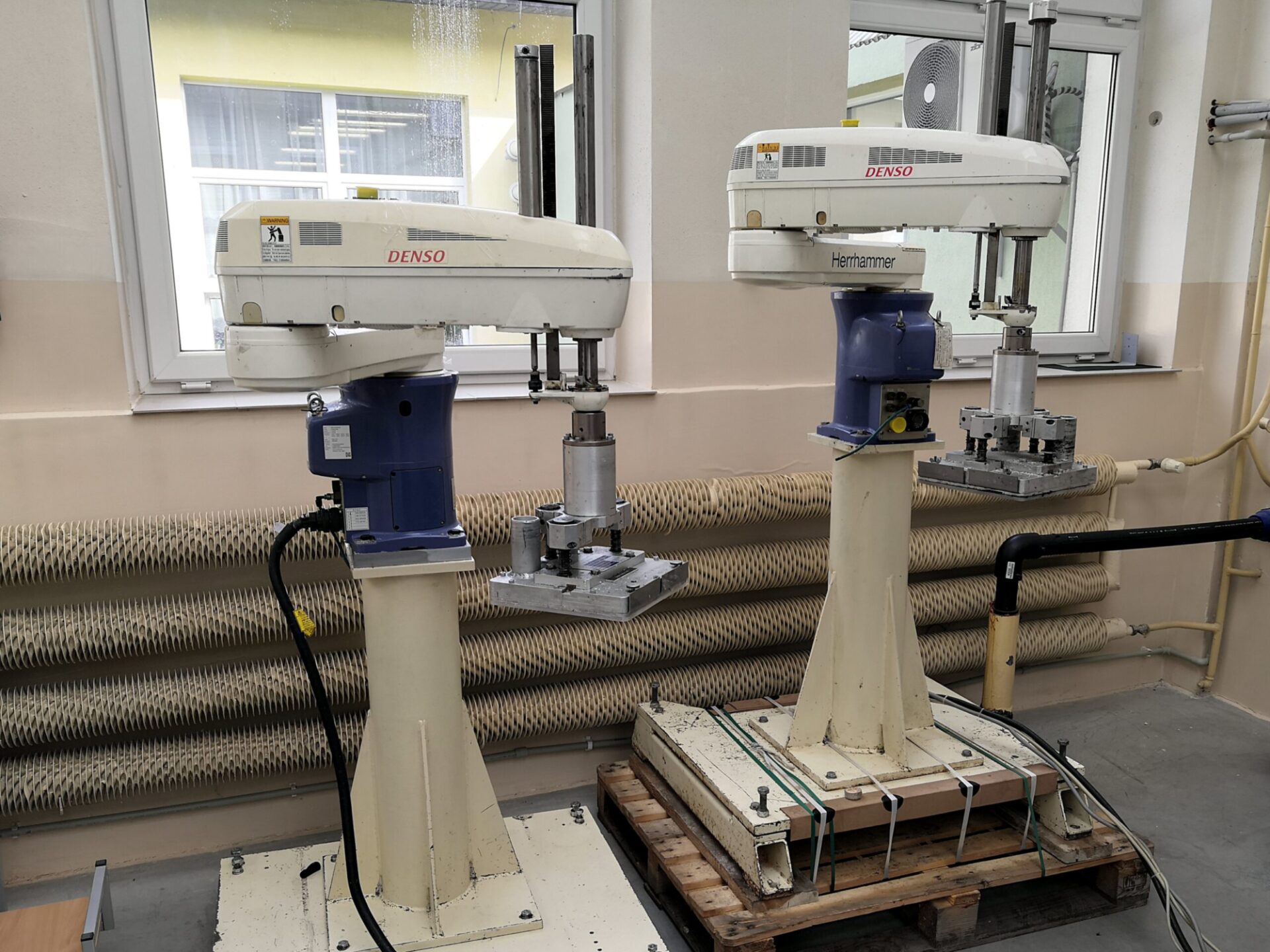 Roboty przemysłowe SCARA dla jasielskiego „Chemika”