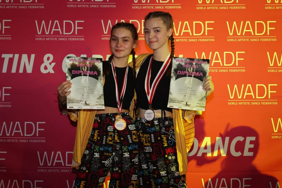 Tancerze Studio Tańca AT Dance z Jasła znowu zostali mistrzami świata!