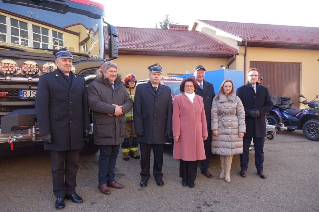 Samochody i sprzęt dla Straży Pożarnej w Jaśle