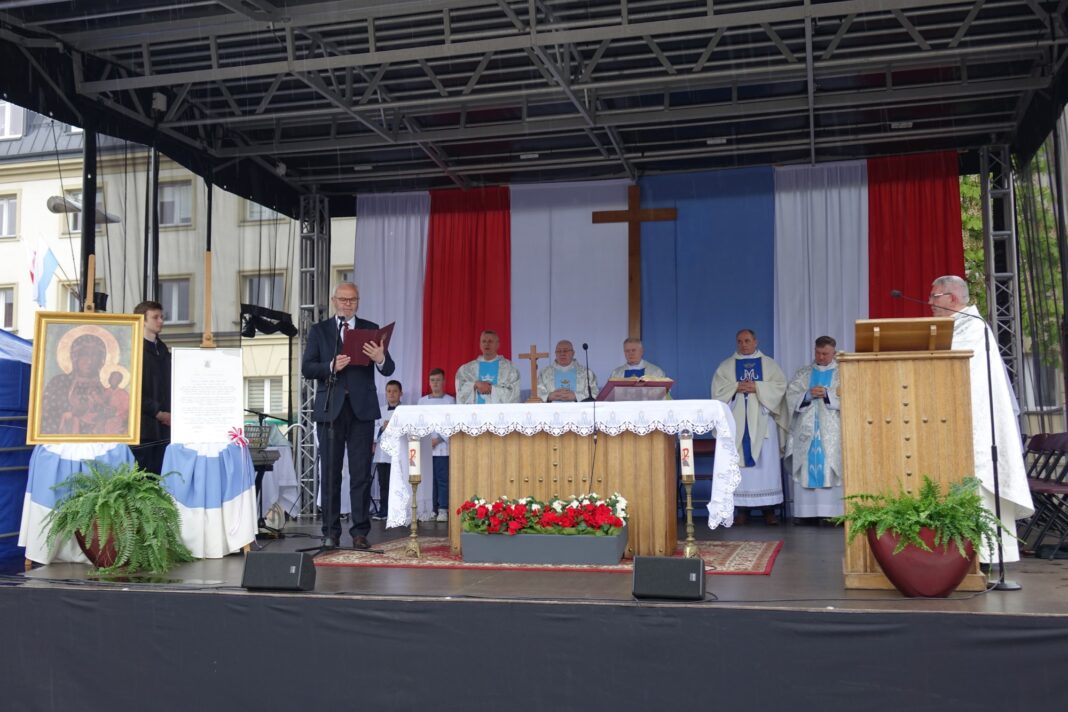 Jasło i jego mieszkańcy zostali zawierzeni Najświętszej Maryi Pannie - Królowej Polski