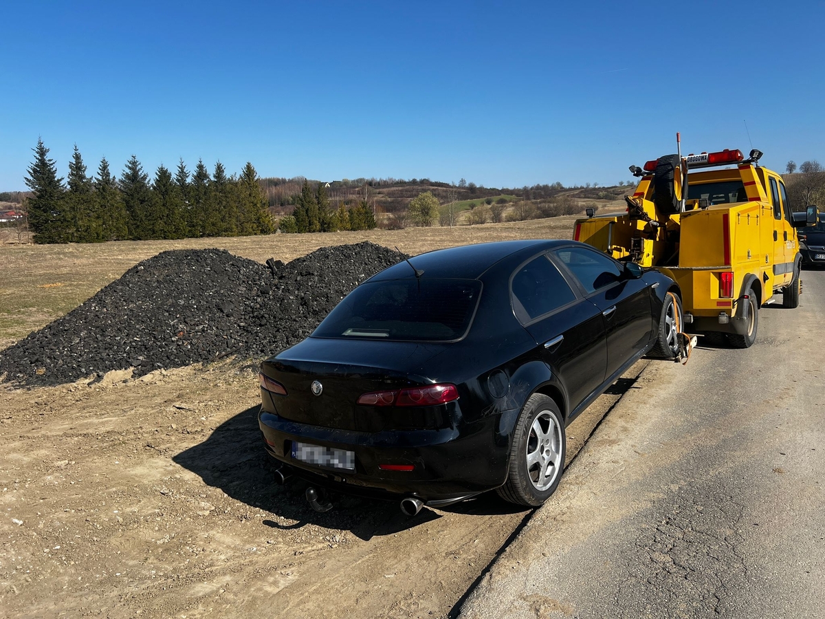 156 km/h, alkohol i 13-latek w aucie. Groźna interwencja policji w powiecie jasielskim