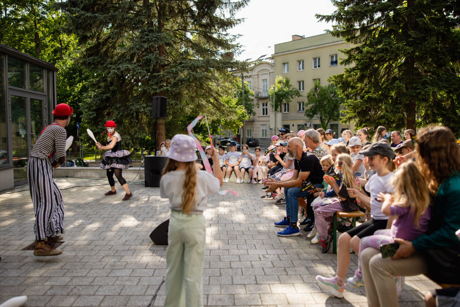 Kultura nie zasypia. Majowa Noc z JDK wypełniła Jasło muzyką, teatrem i sztuką