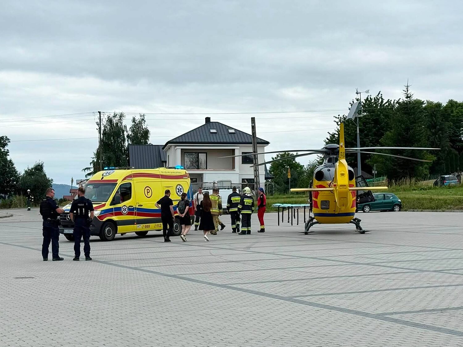 16-latka z nagłym zatrzymaniem krążenia. Ratownikom udało się przywrócić jej funkcje życiowe